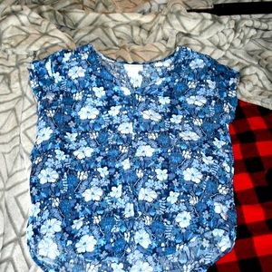 Liz Claiborne button up shirt size M